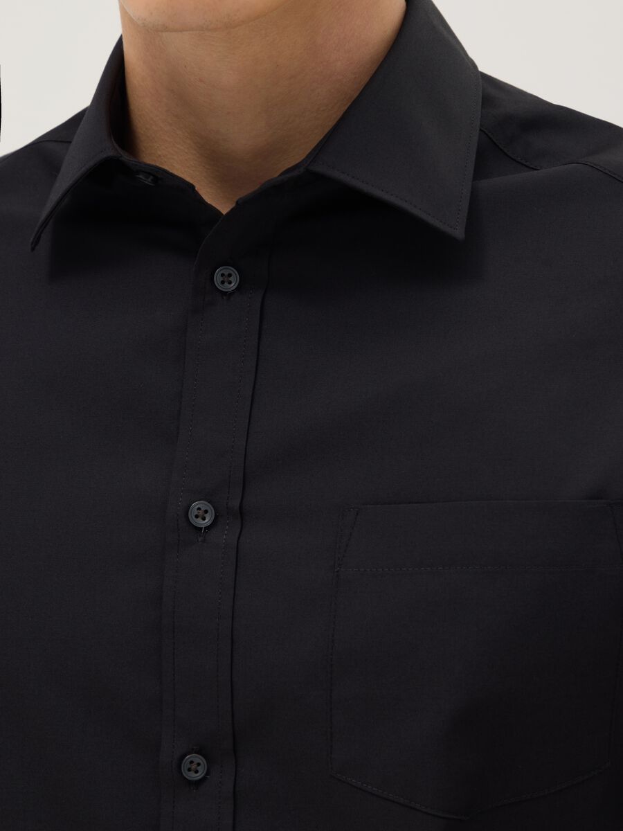 Black cotton-blend shirt regular fit easy iron_1