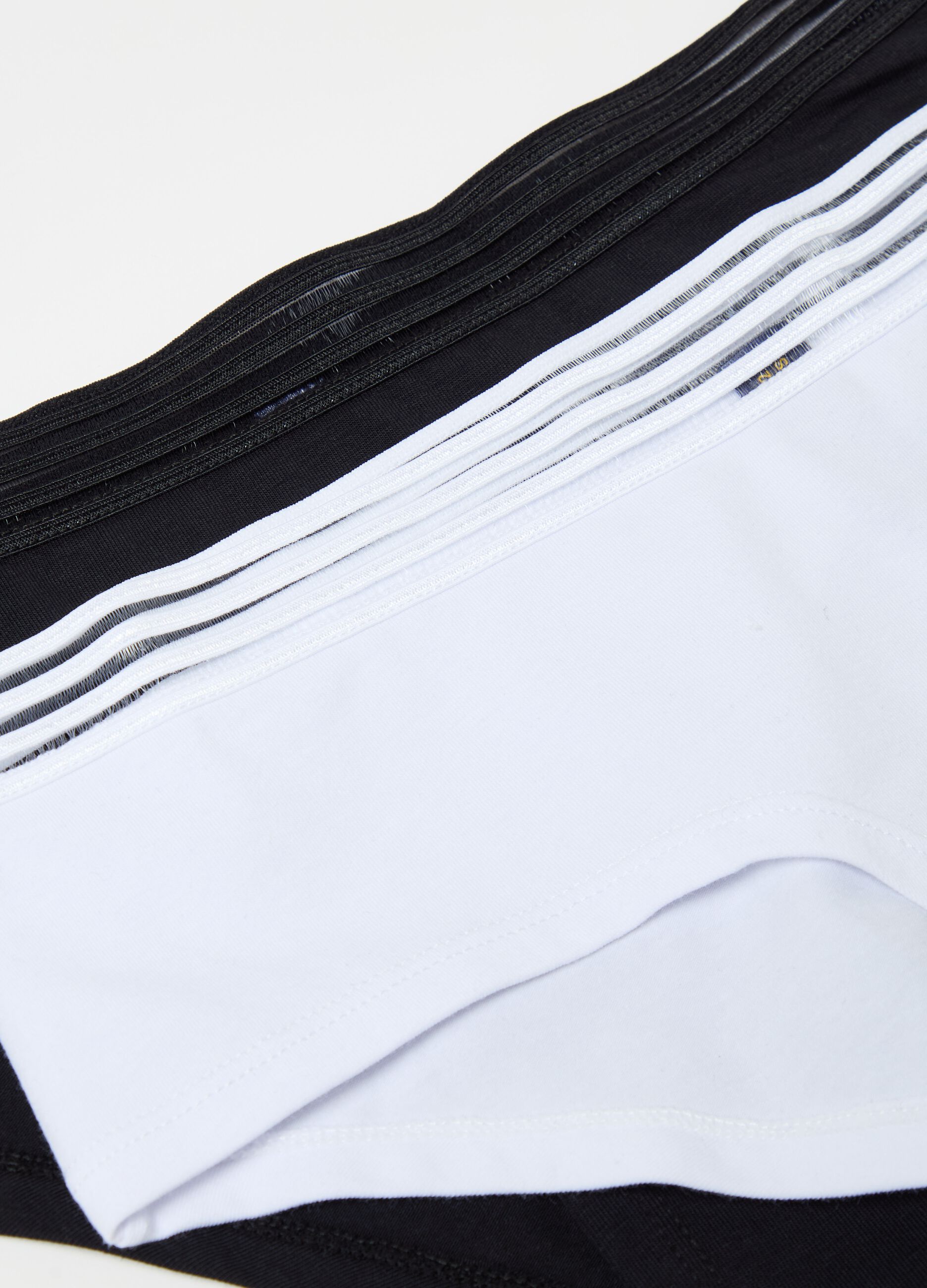 Slip classici in microfibra elasticizzata