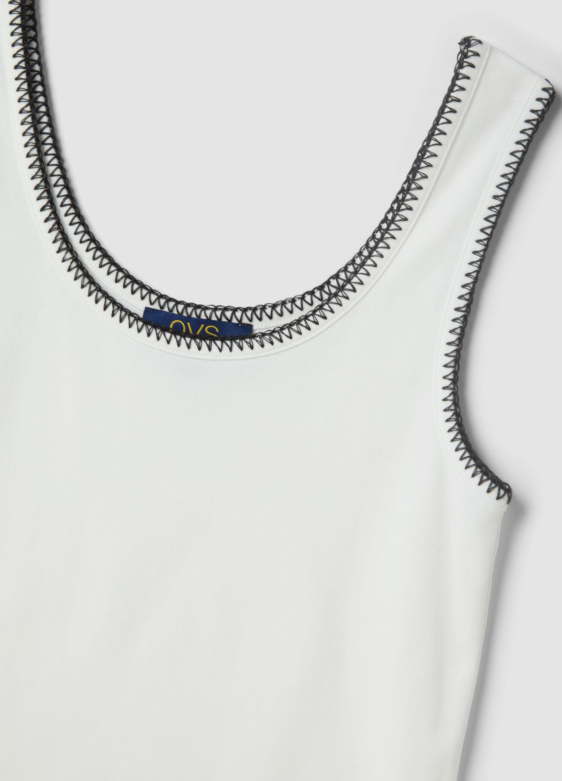 White stretch cotton tank top with contrast detailing, regular fit