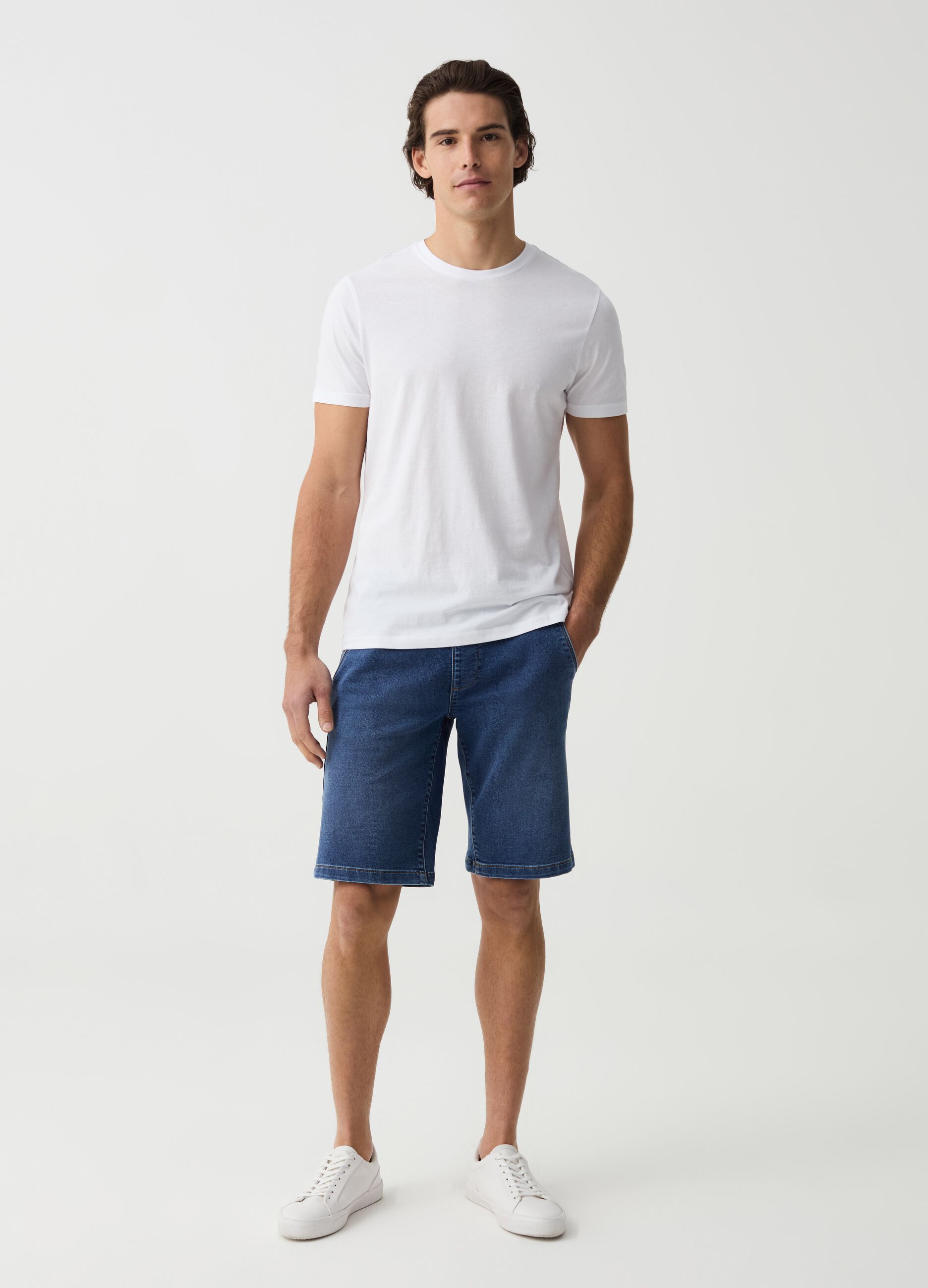 Bermuda jogger in denim con coulisse