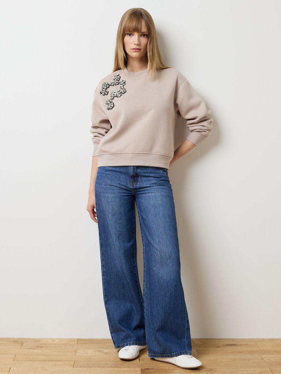 Felpa in misto cotone beige con ricami_1