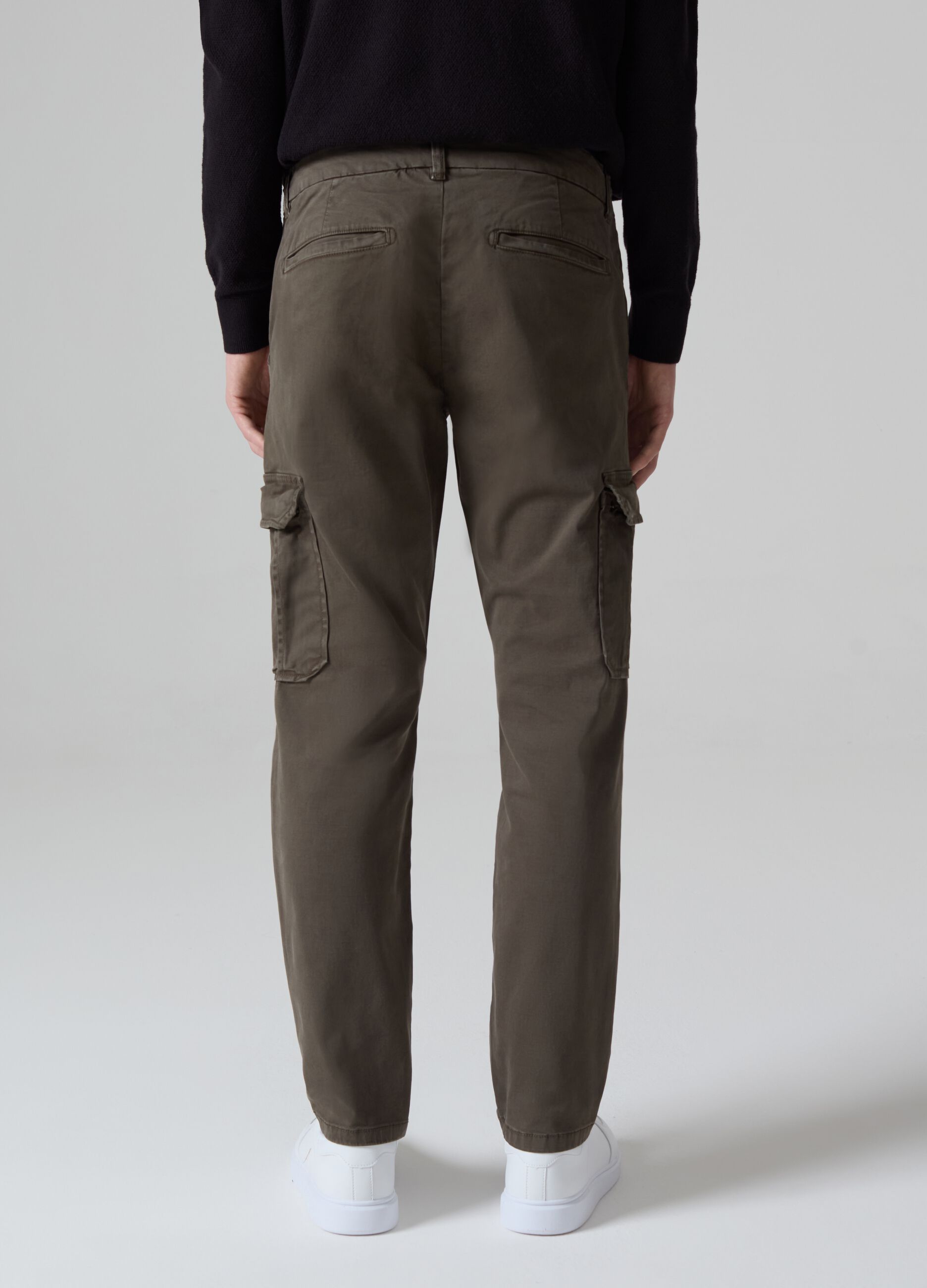 Stretch cotton cargo-cut chino trousers