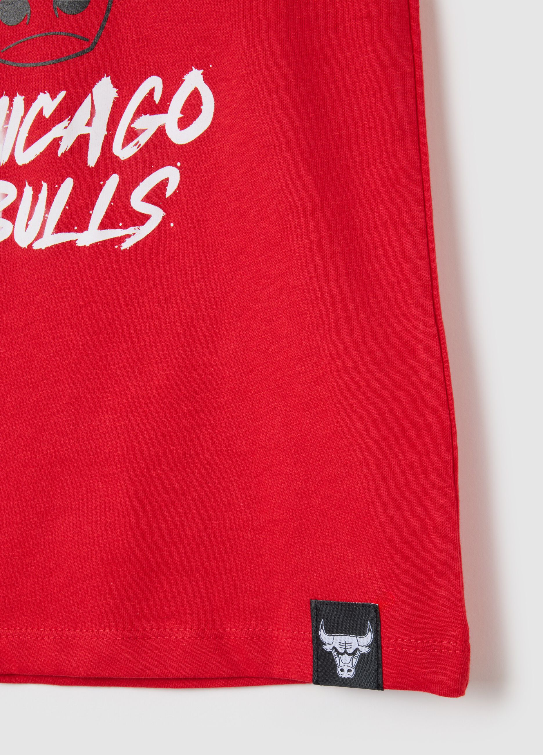 Red pure cotton regular fit child's vest with Chicago Bulls print