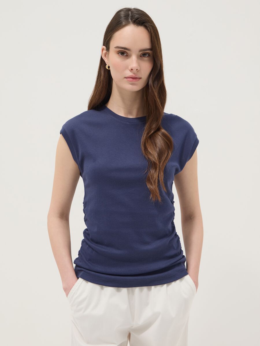 Tank top blu in puro cotone con arricciature laterali regular fit_0