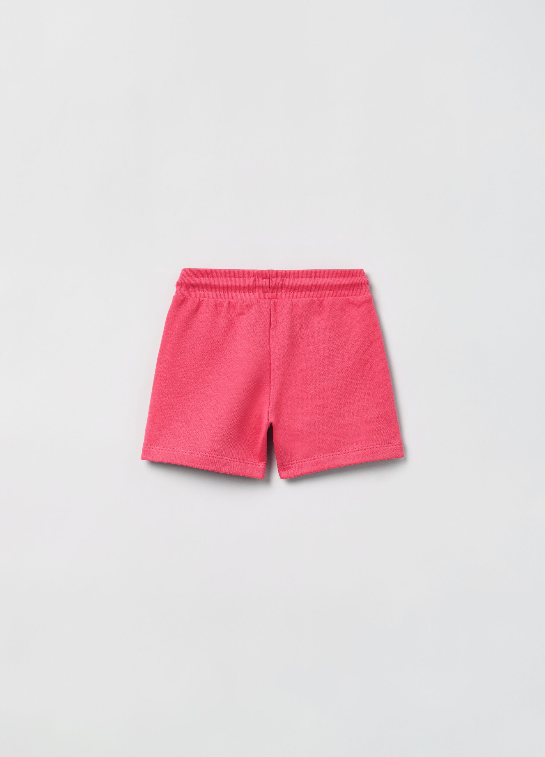 Fitness shorts with drawstring