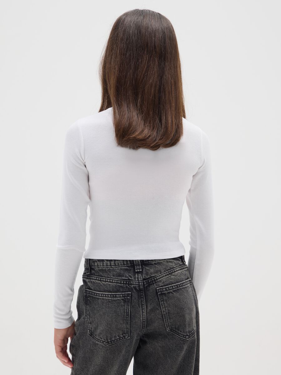 T-shirt bianca con maniche lunghe da ragazza in cotone elasticizzato _1