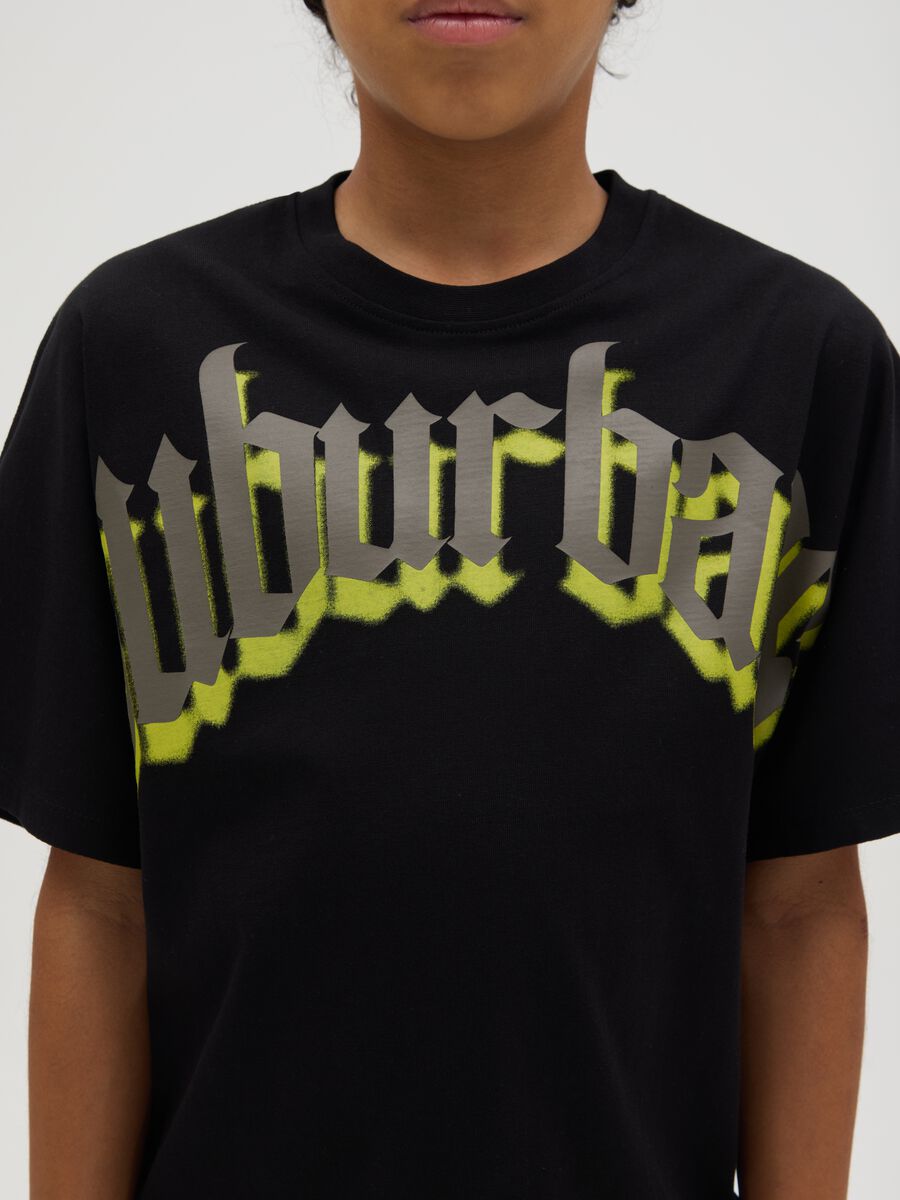 Black T-shirt with Suburbans print_2