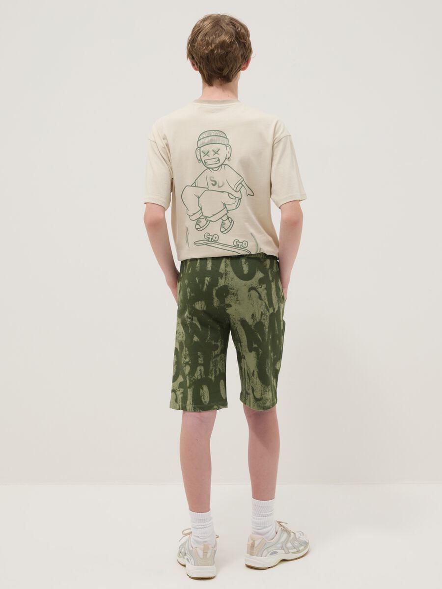 Boy's regular fit green print pure cotton shorts_1