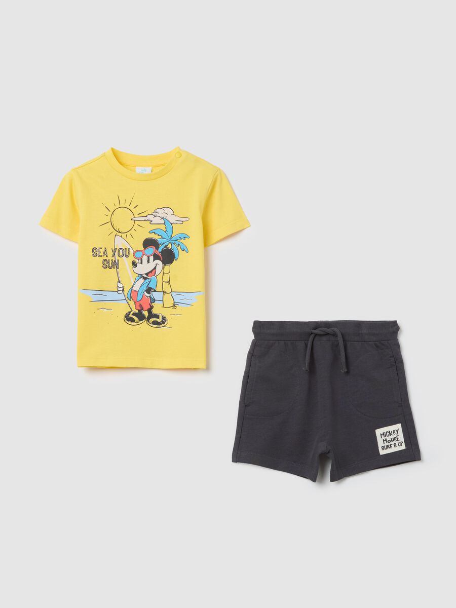 Disney outfit with yellow top and short blue trousers_0