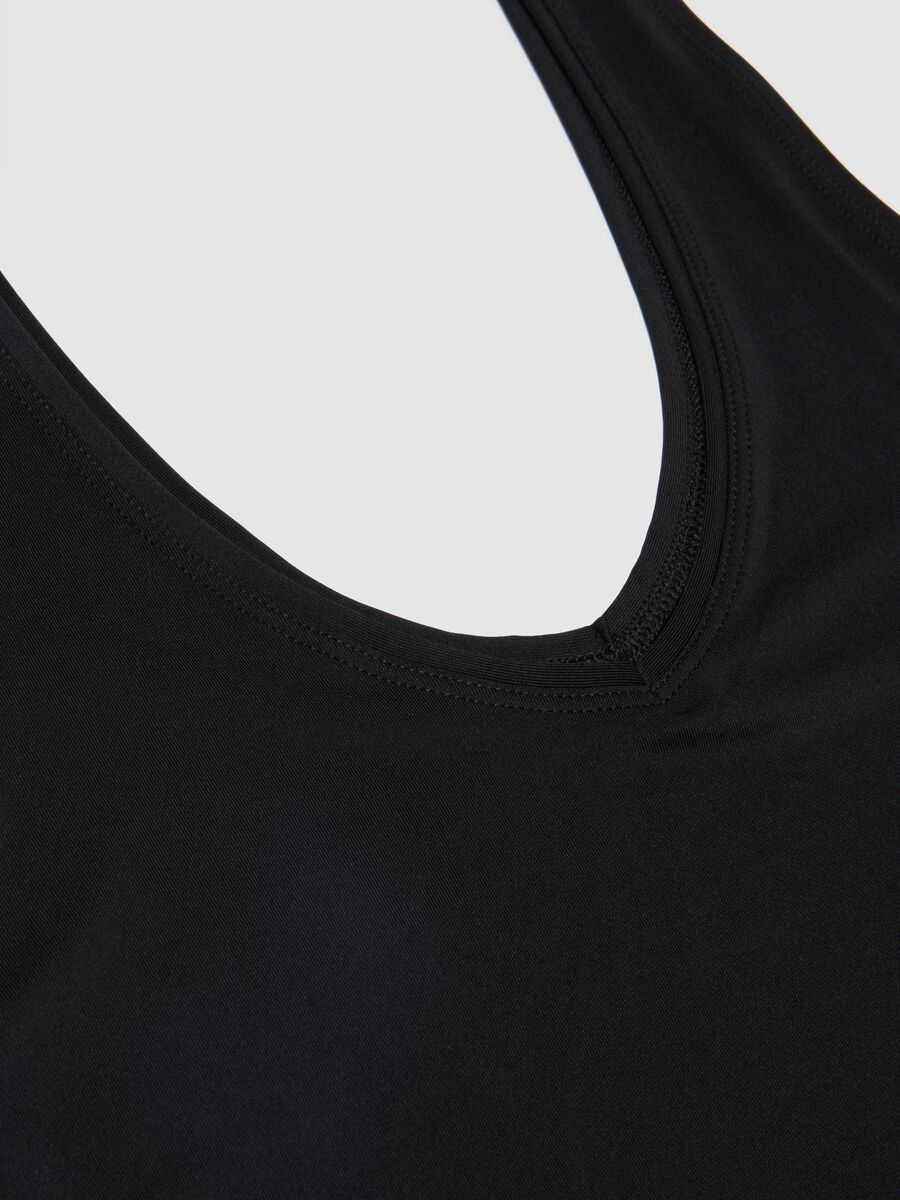 Black tank top deep V regular fit_1