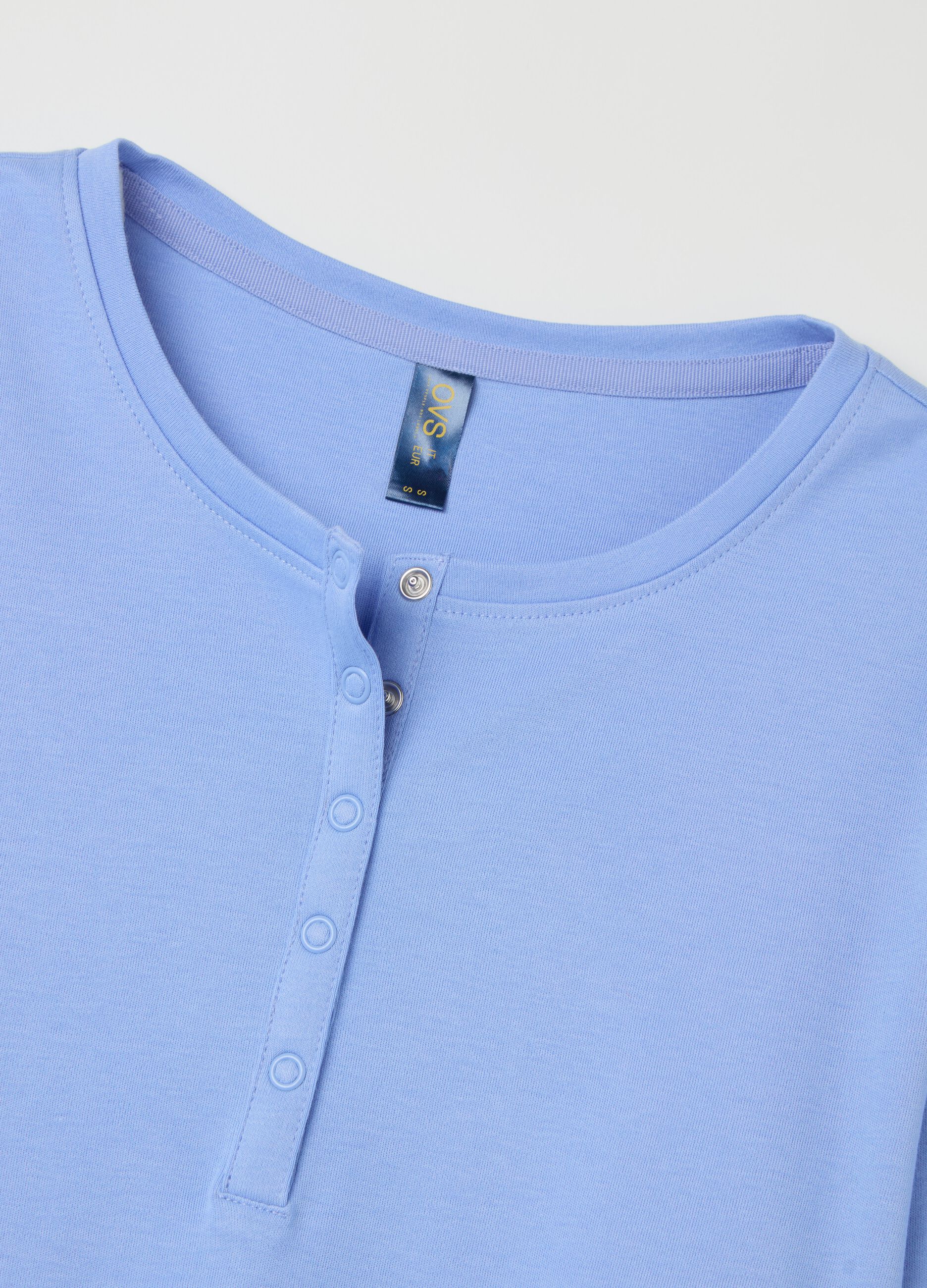 Pyjama top with granddad neckline.