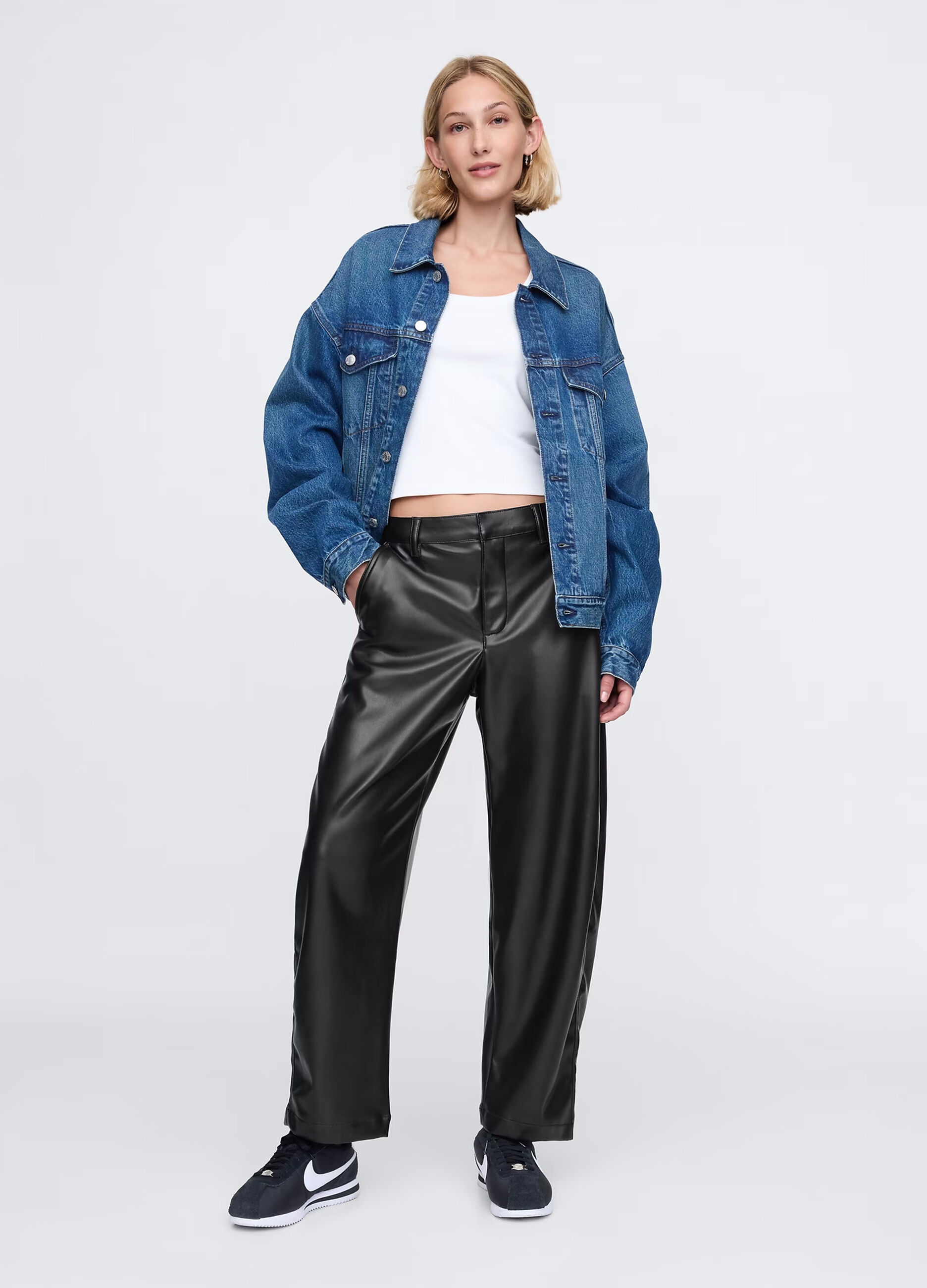 Barrel-fit shiny-effect trousers