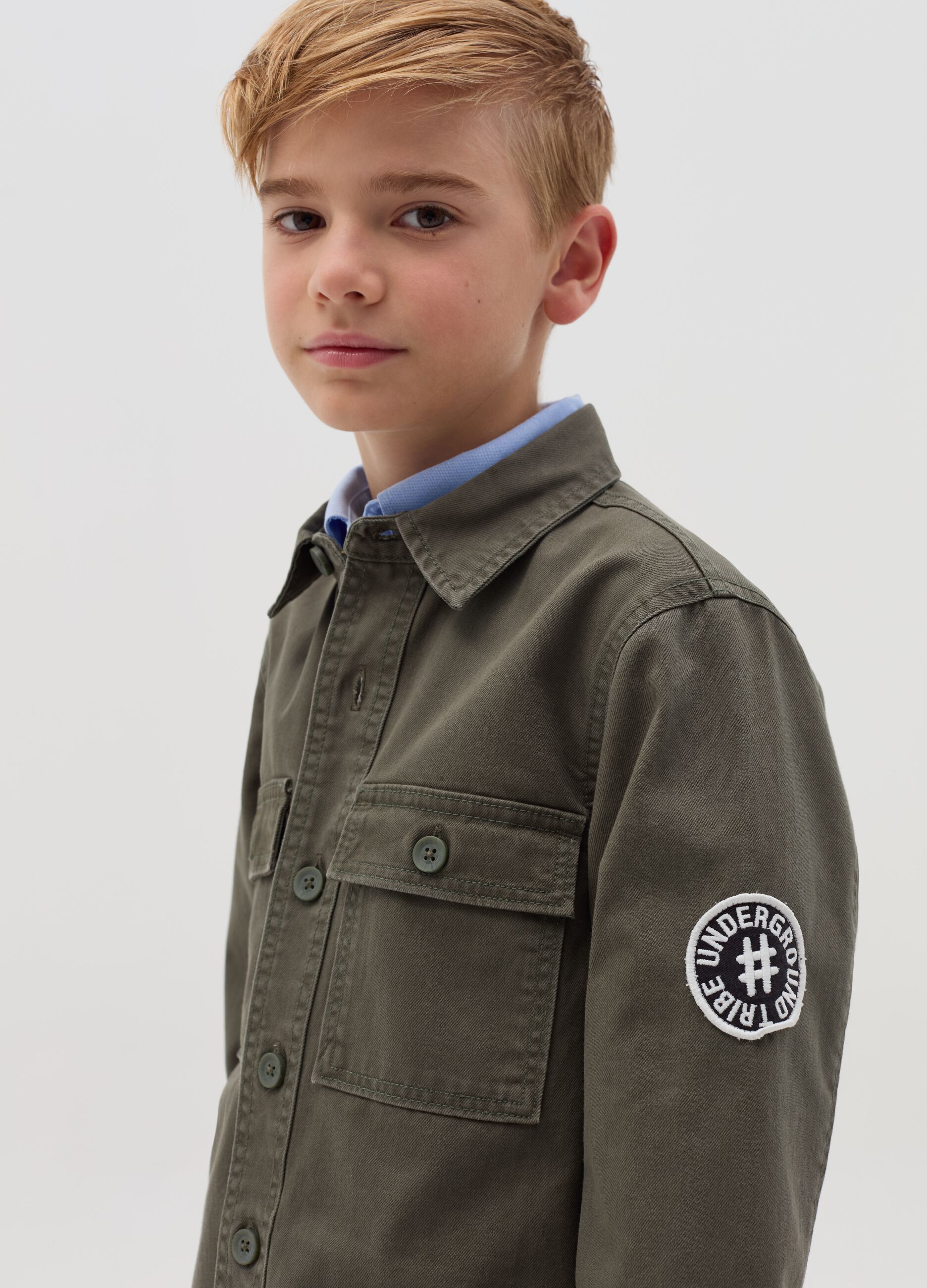 Cotton twill shacket with patch