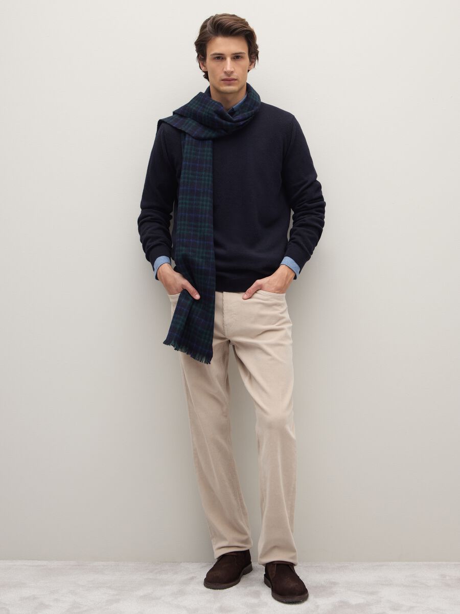 Blue pure lambswool sweater, regular fit with a round neck_2