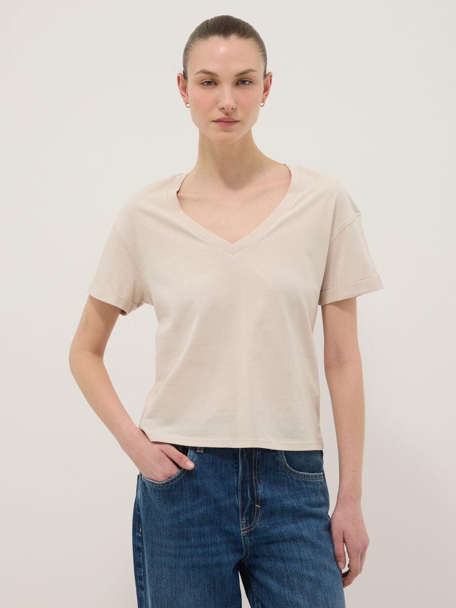 Beige pure cotton relaxed-fit V-neck T-shirt_1