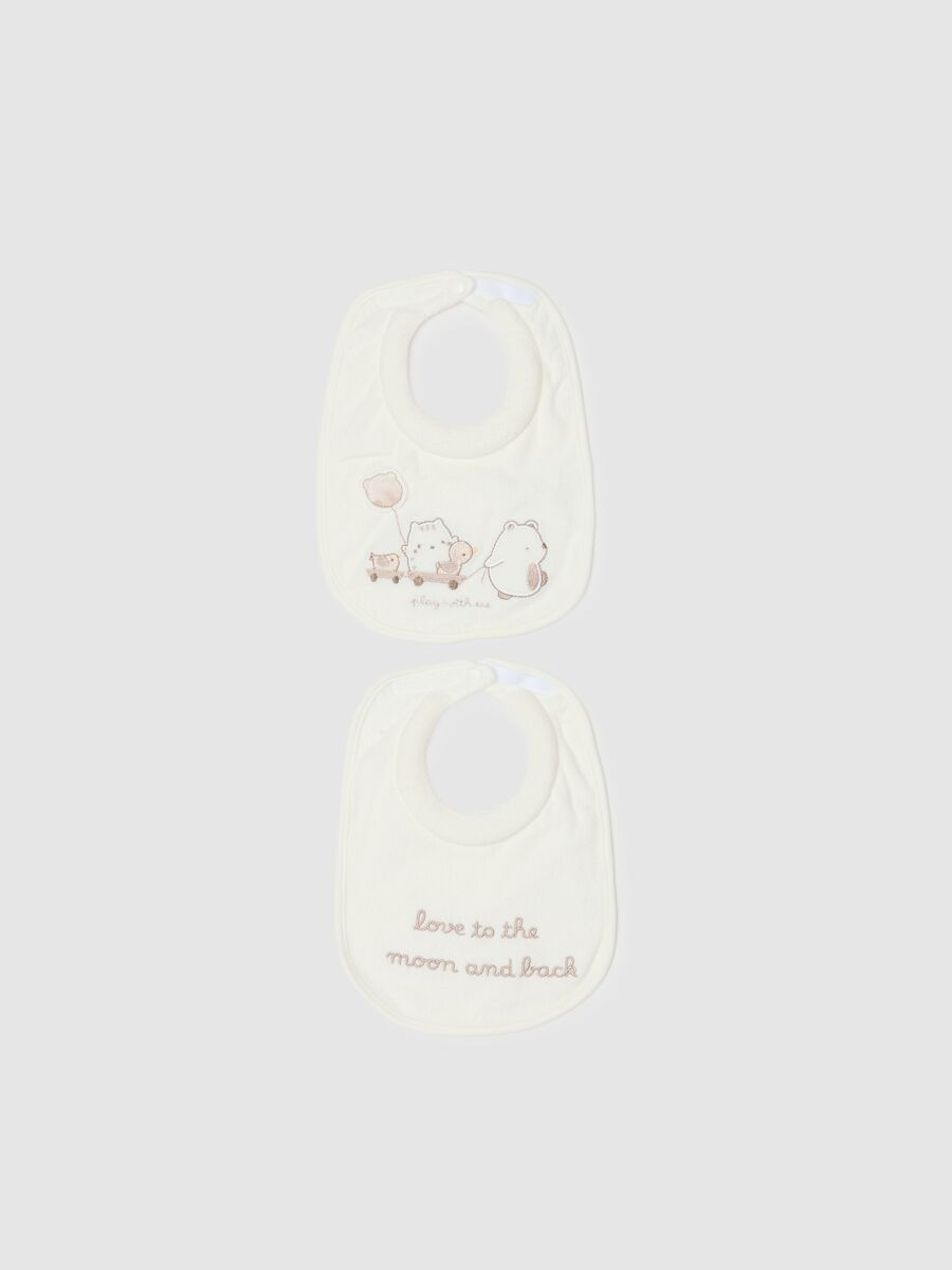 Two-Pack White Cotton Bibs Regular Fit for Babies_0