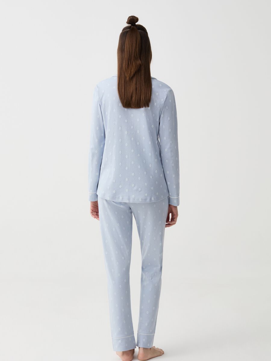 Pyjamas with arabesque print and buttons_2
