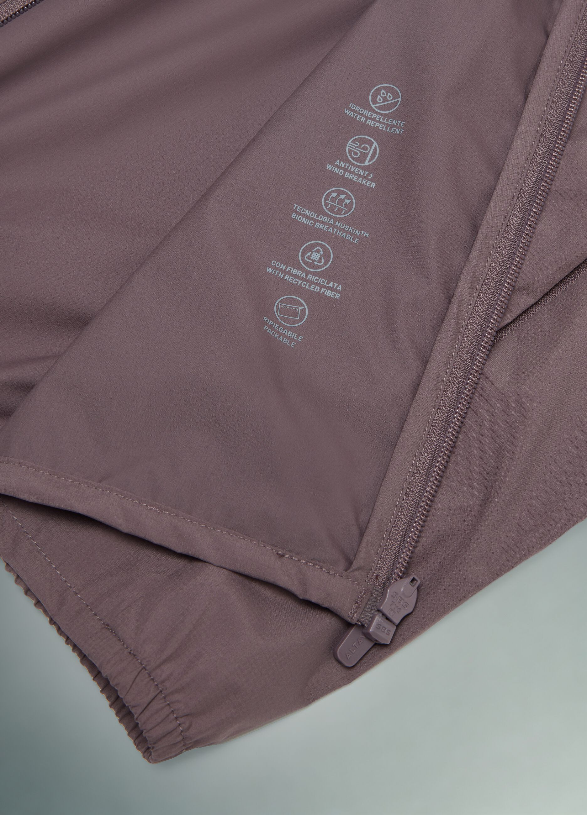 ALTAVIA WIND JACKET WITH DEBORAH COMPAGNONI