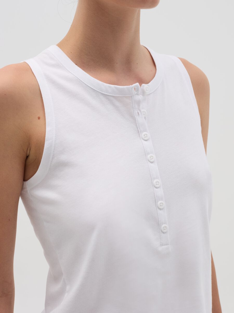Tank top with granddad neck_2