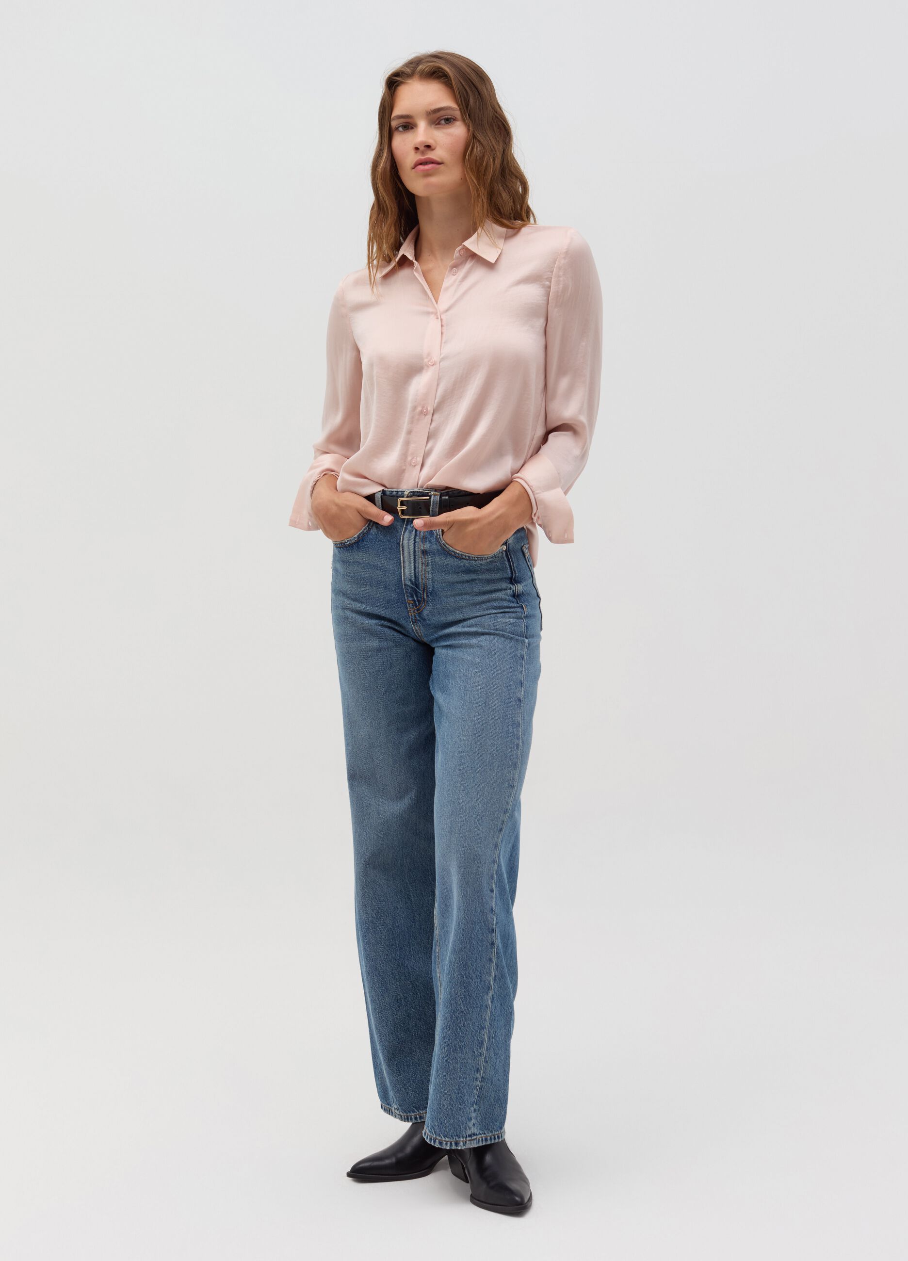 Camicia in satin tinta unita