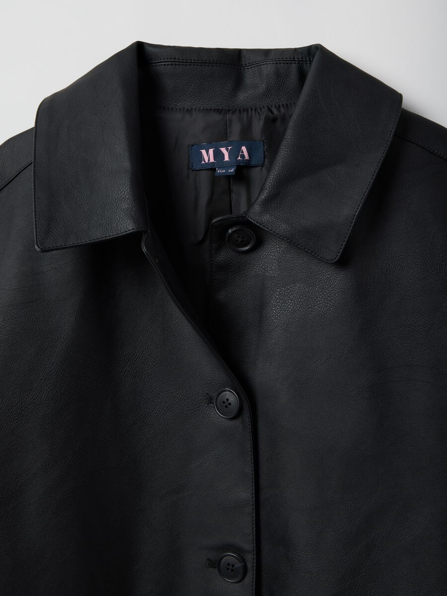Black regular fit jacket with buttons and patch pockets_1
