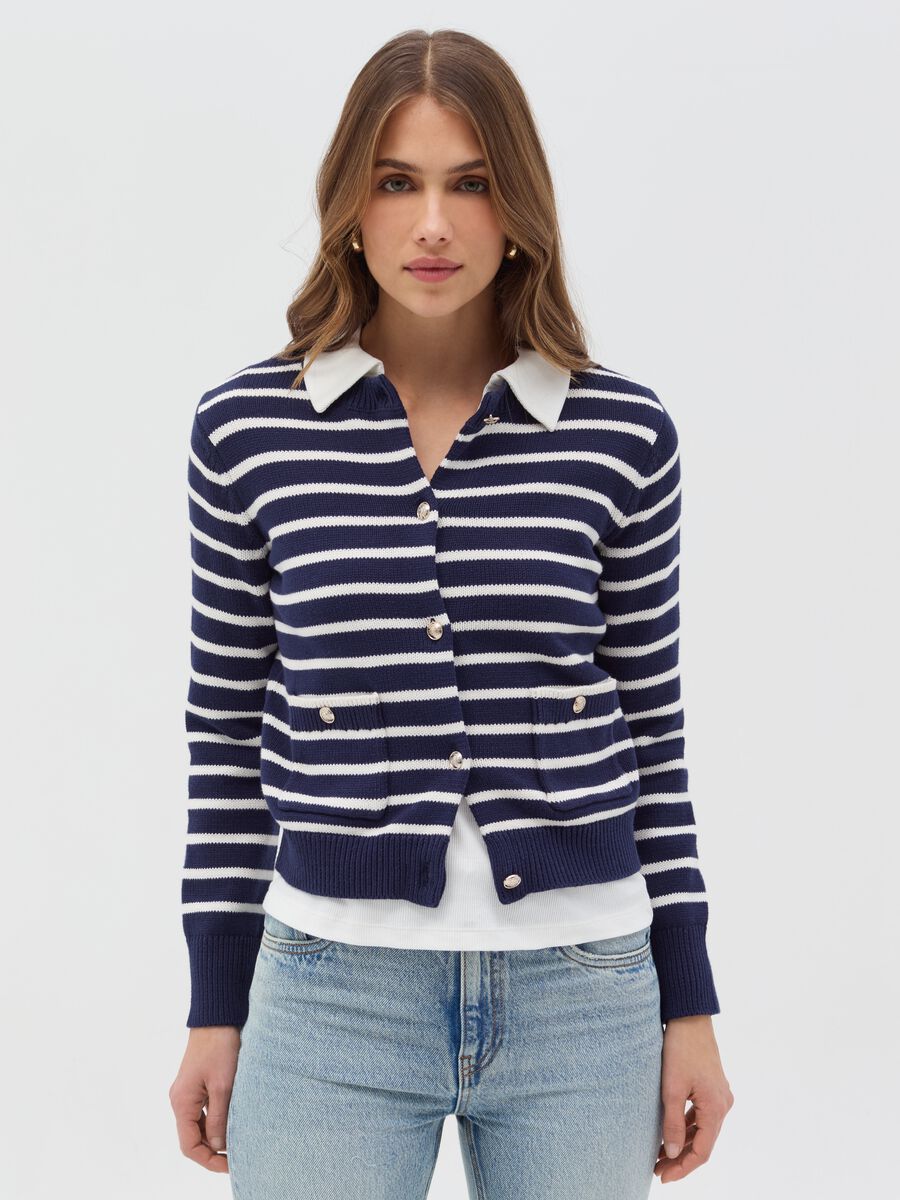 Striped cardigan with gold-coloured buttons_0