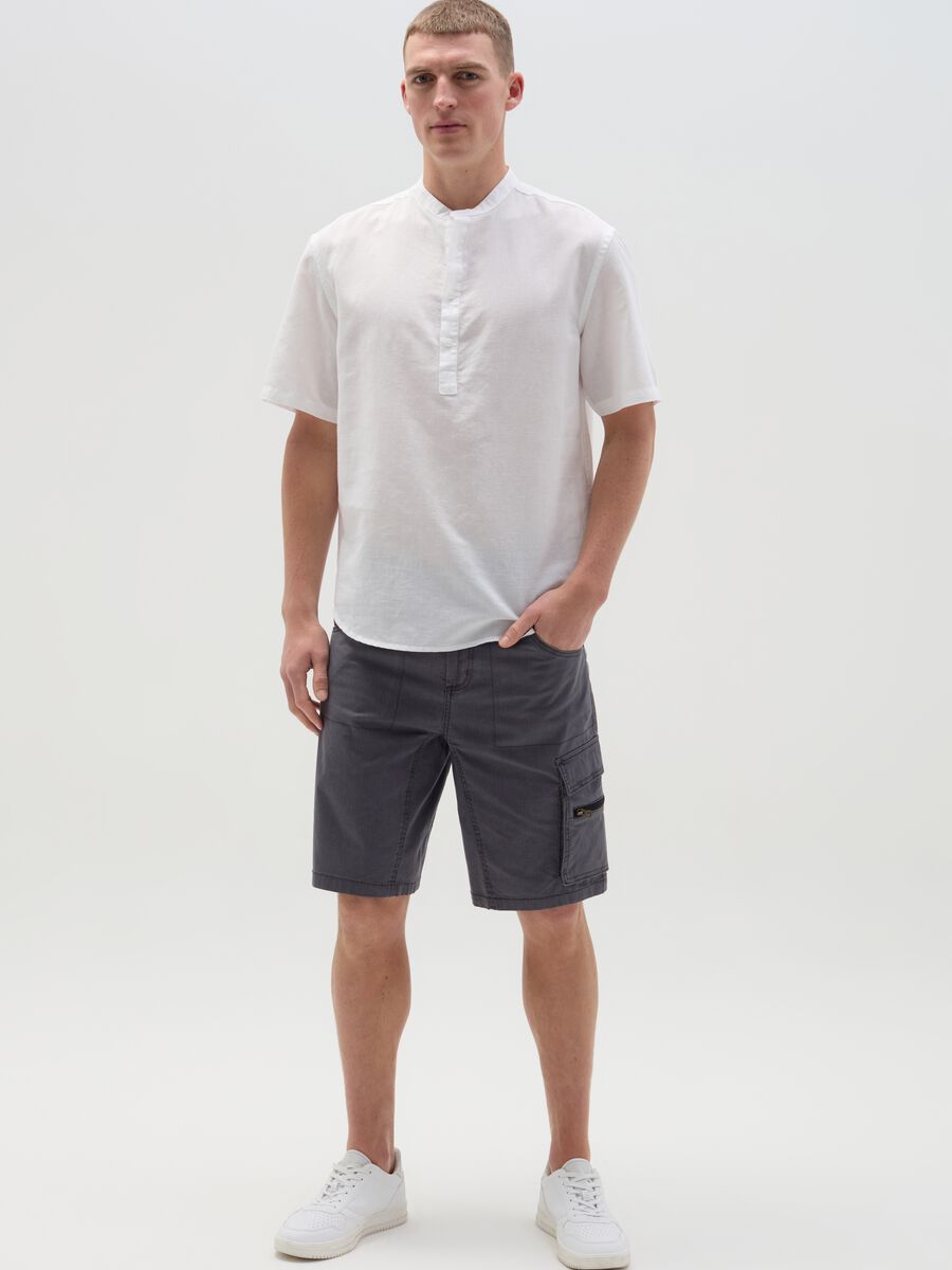 Cargo Bermuda shorts with ripstop weave_0