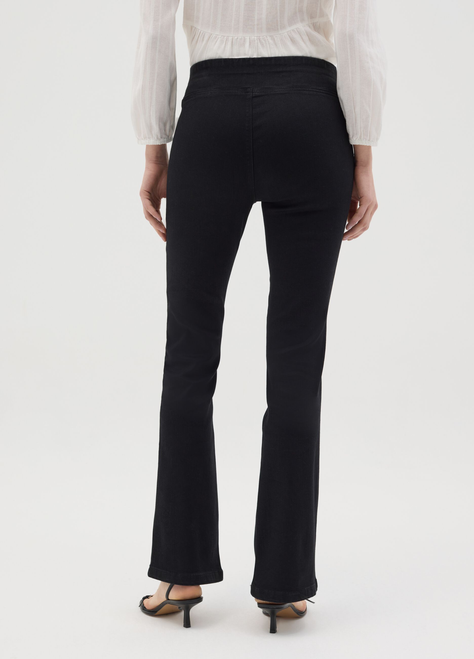 Black flare-fit jeggings