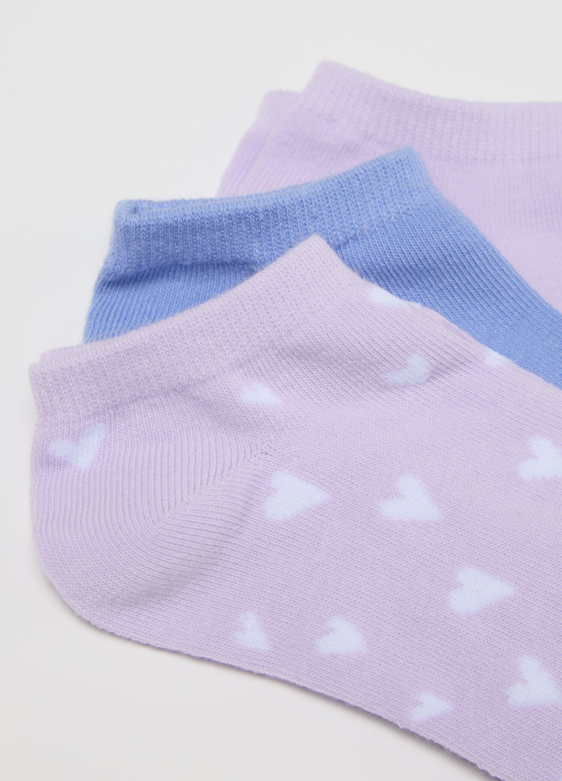 Multi-pack sneaker liners with small hearts