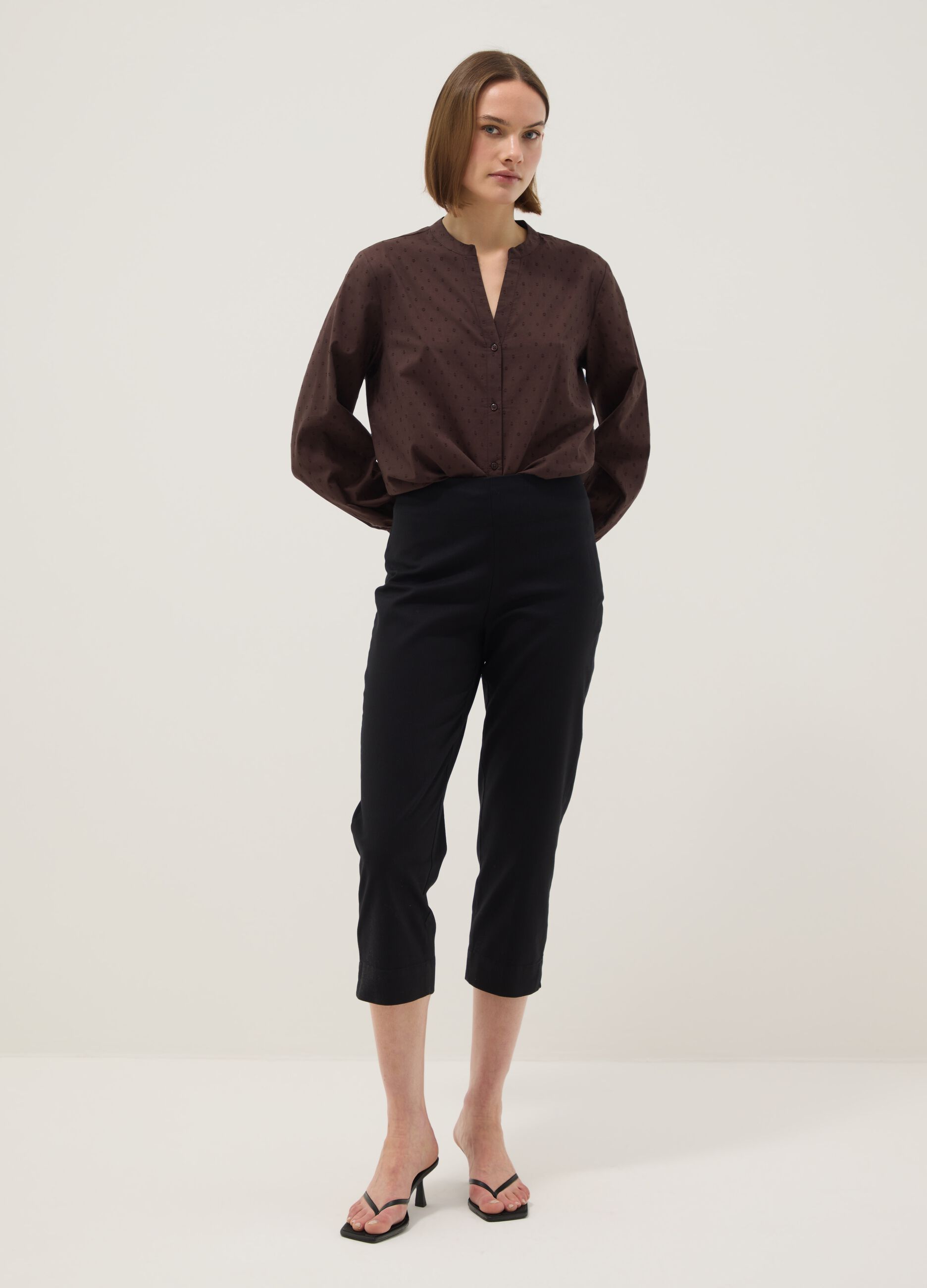 Pantaloni alla caviglia in cotone elasticizzato neri slim fit