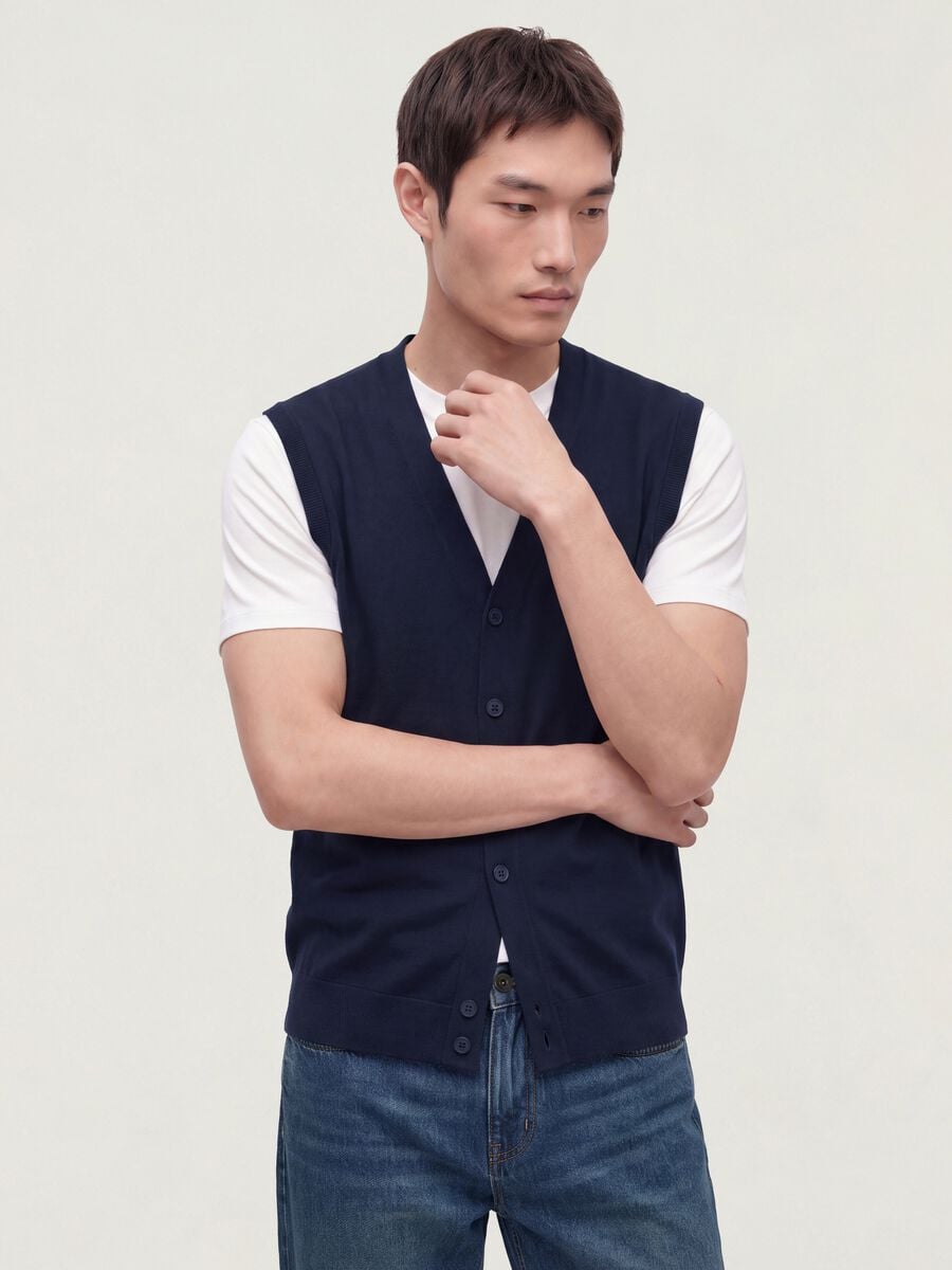 Blue viscose-blend waistcoat with deep V-neck, regular fit_0
