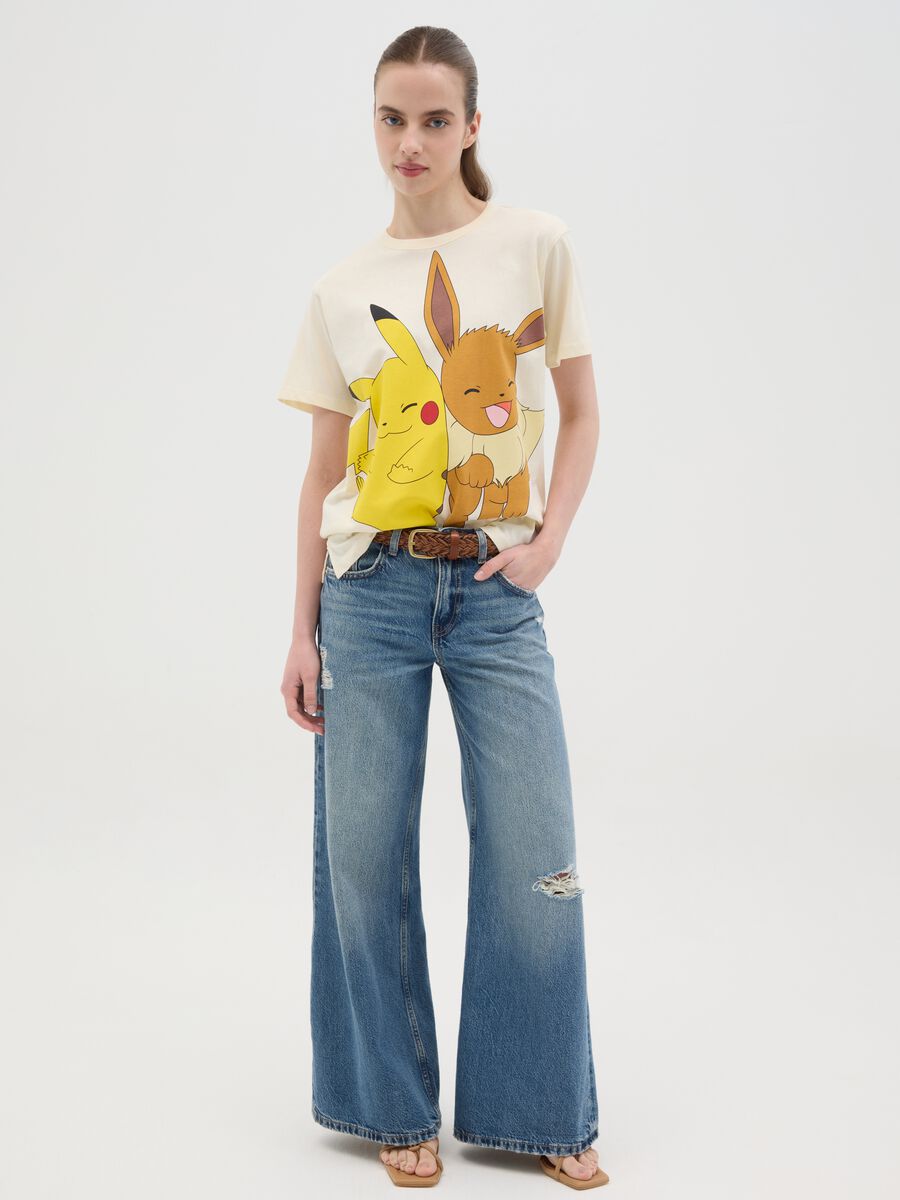 White cotton T-shirt with Eevee and Pikachu print_1
