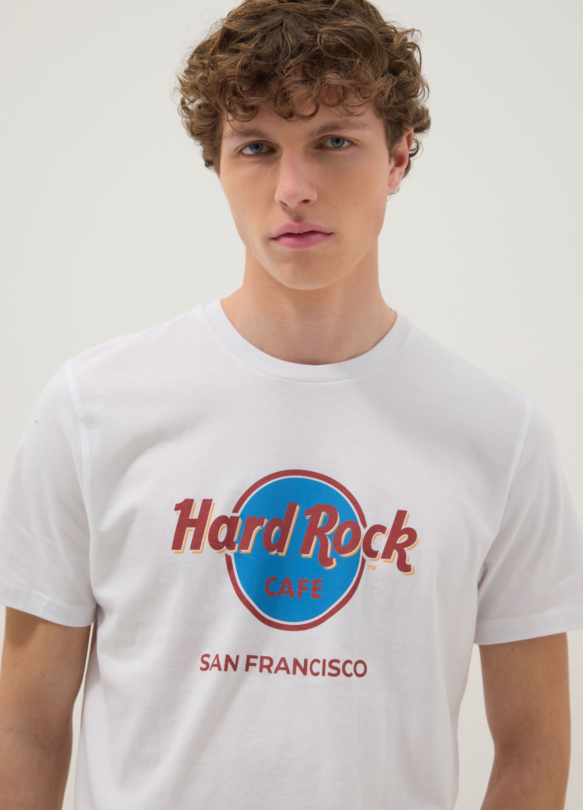 White pure cotton regular-fit T-shirt with Hard Rock Cafe print