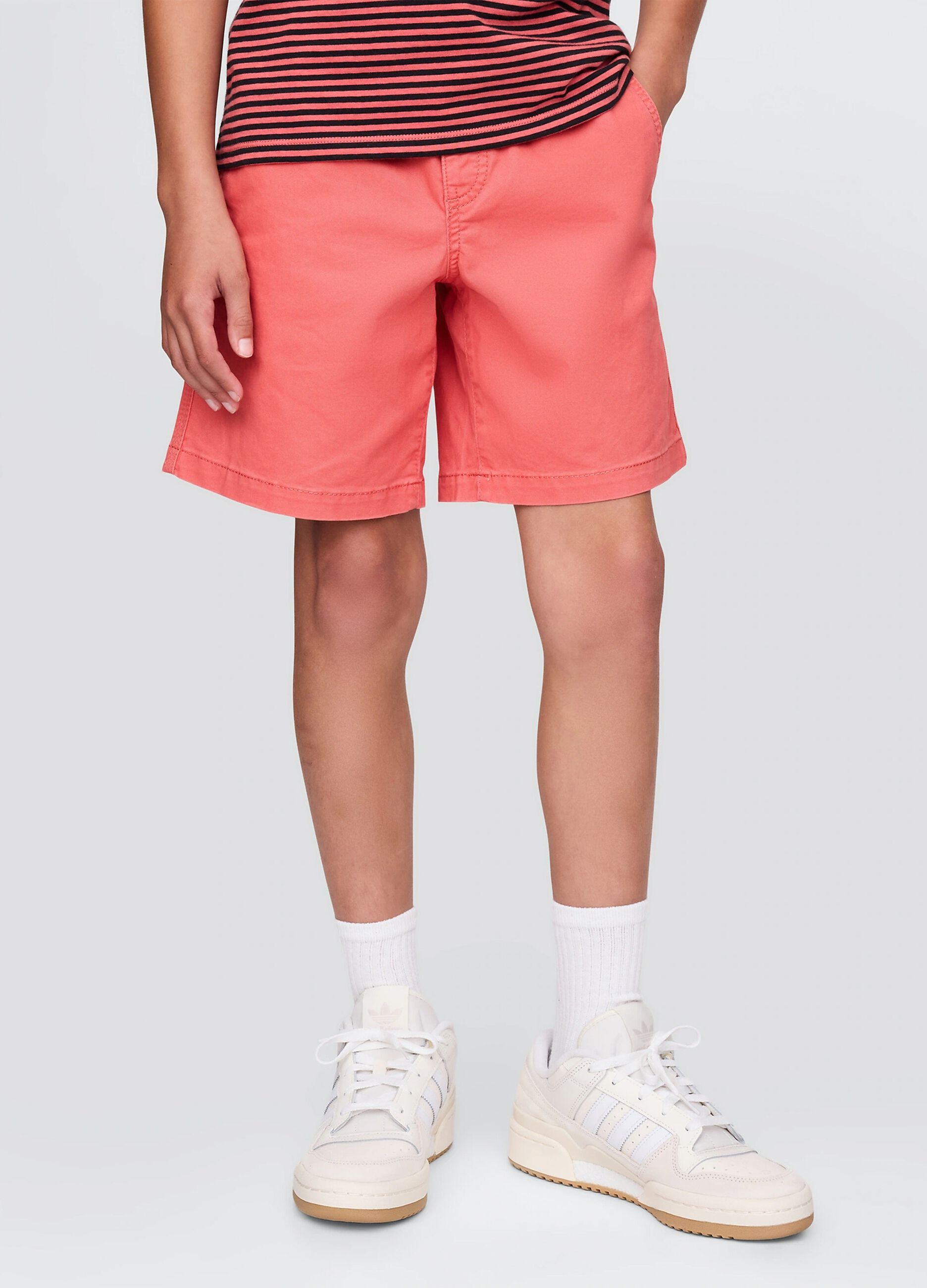 Orange shorts in stretch cotton