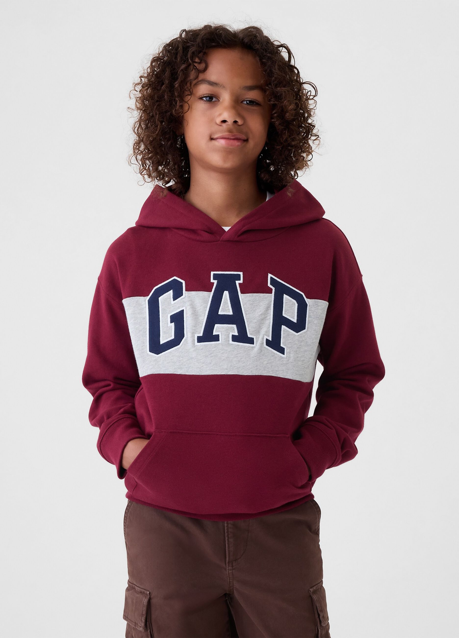 Colourblock sweatshirt with logo embroidery