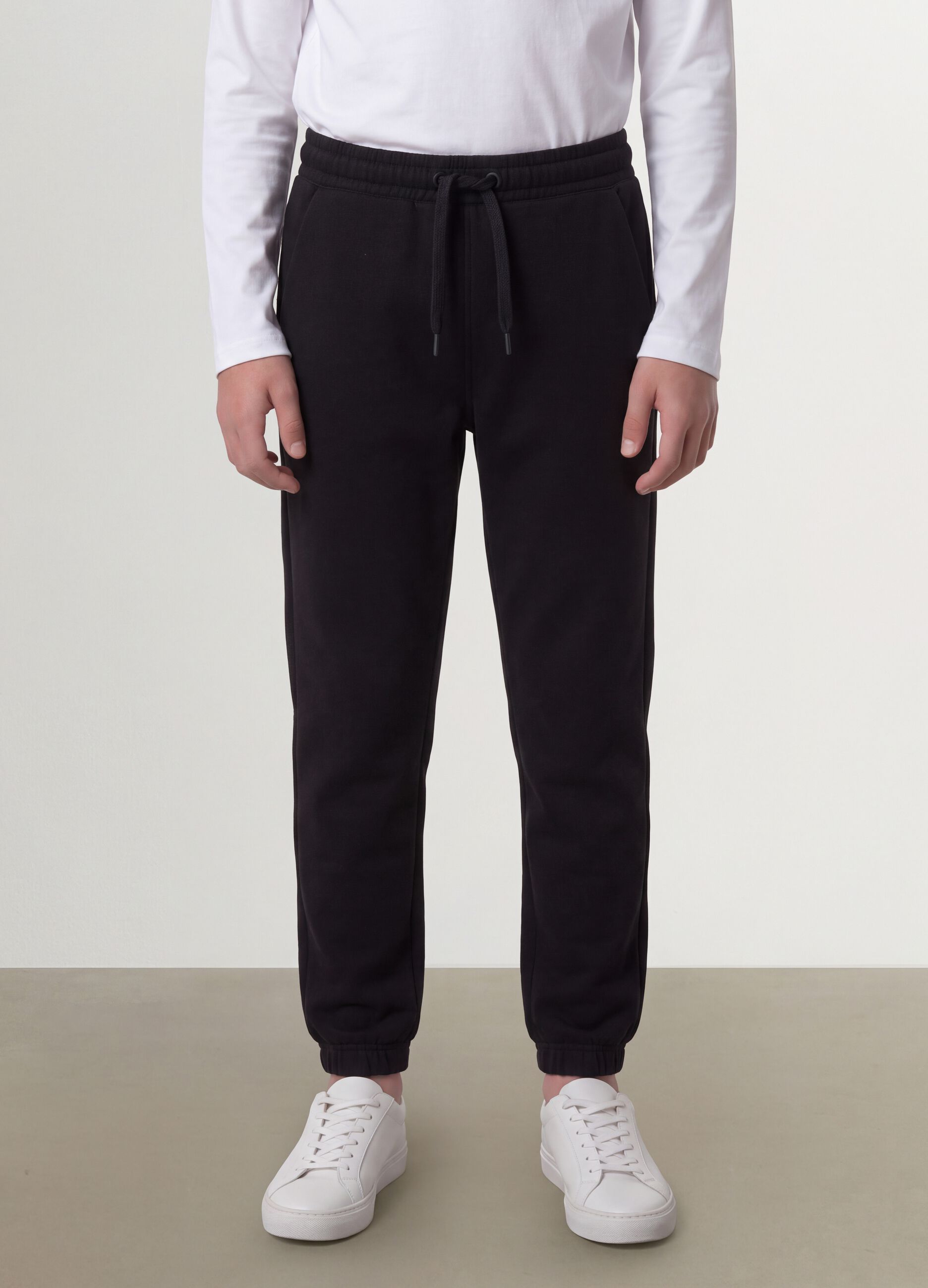 Black pure organic cotton joggers with drawstring for boys