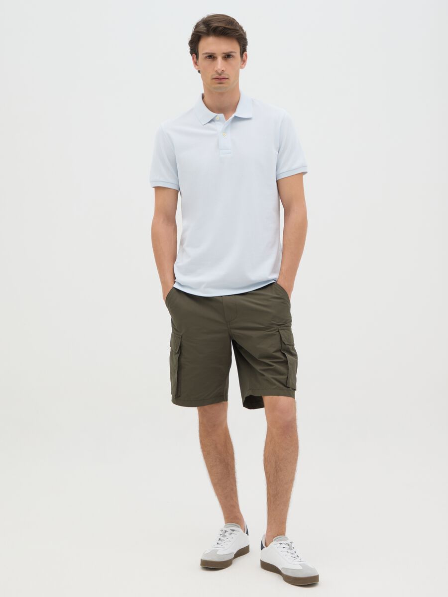 Men's regular fit green cotton blend Bermuda shorts_0