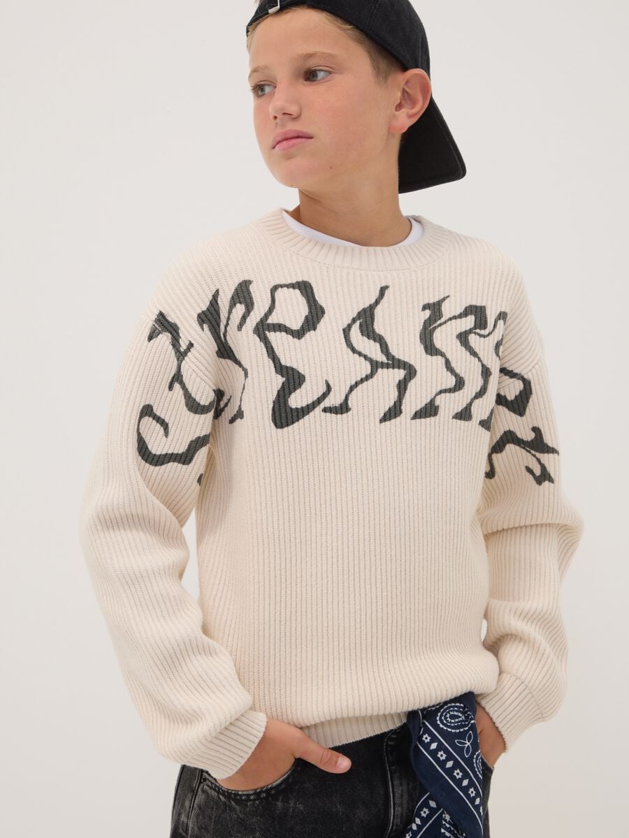 Maglia over beige in misto cotone con girocollo a costine per ragazzo_2