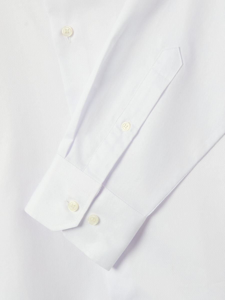 Regular-fit solid colour easy-iron shirt_5