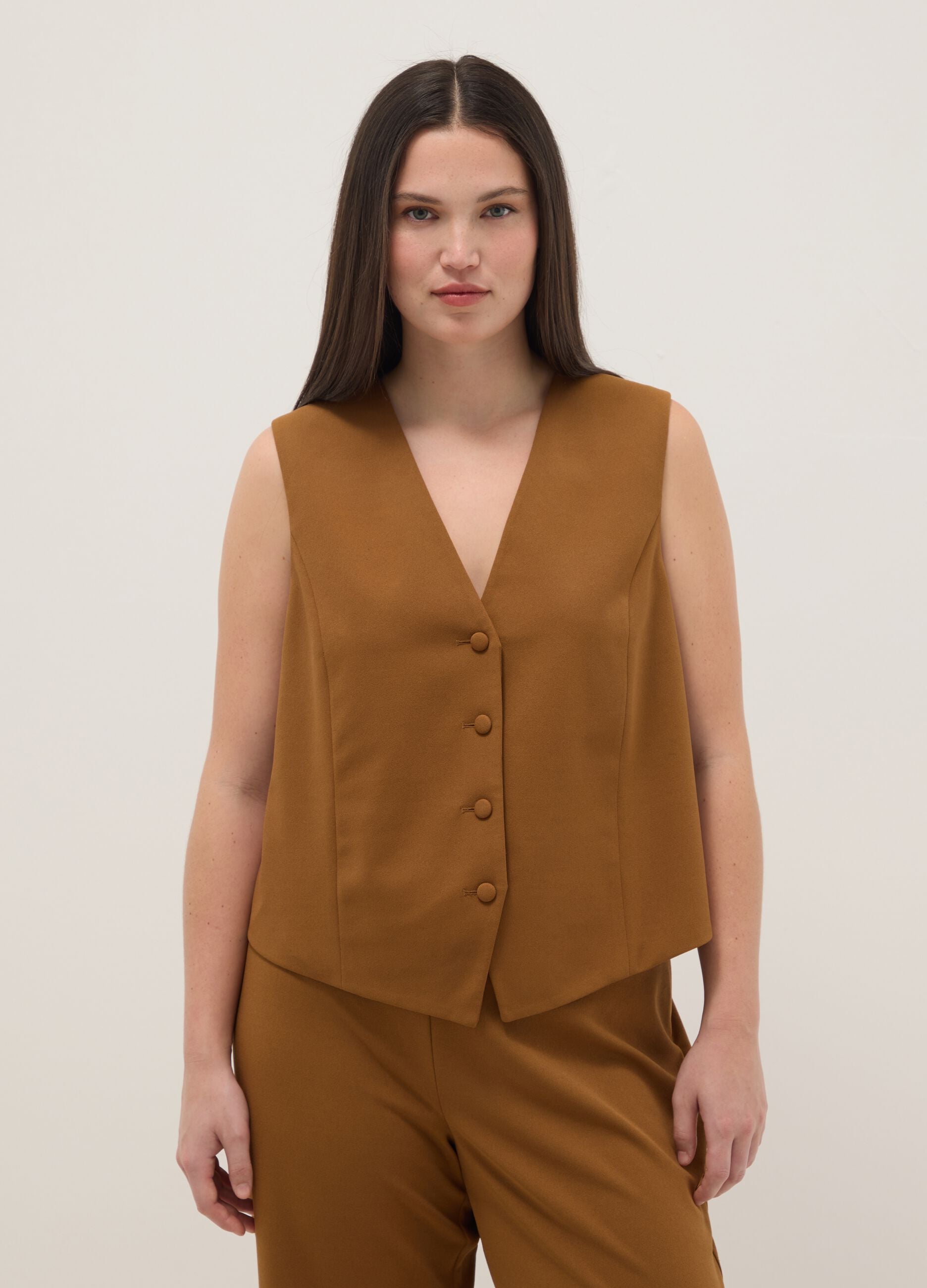 Gilet marrone regular fit con bottoni