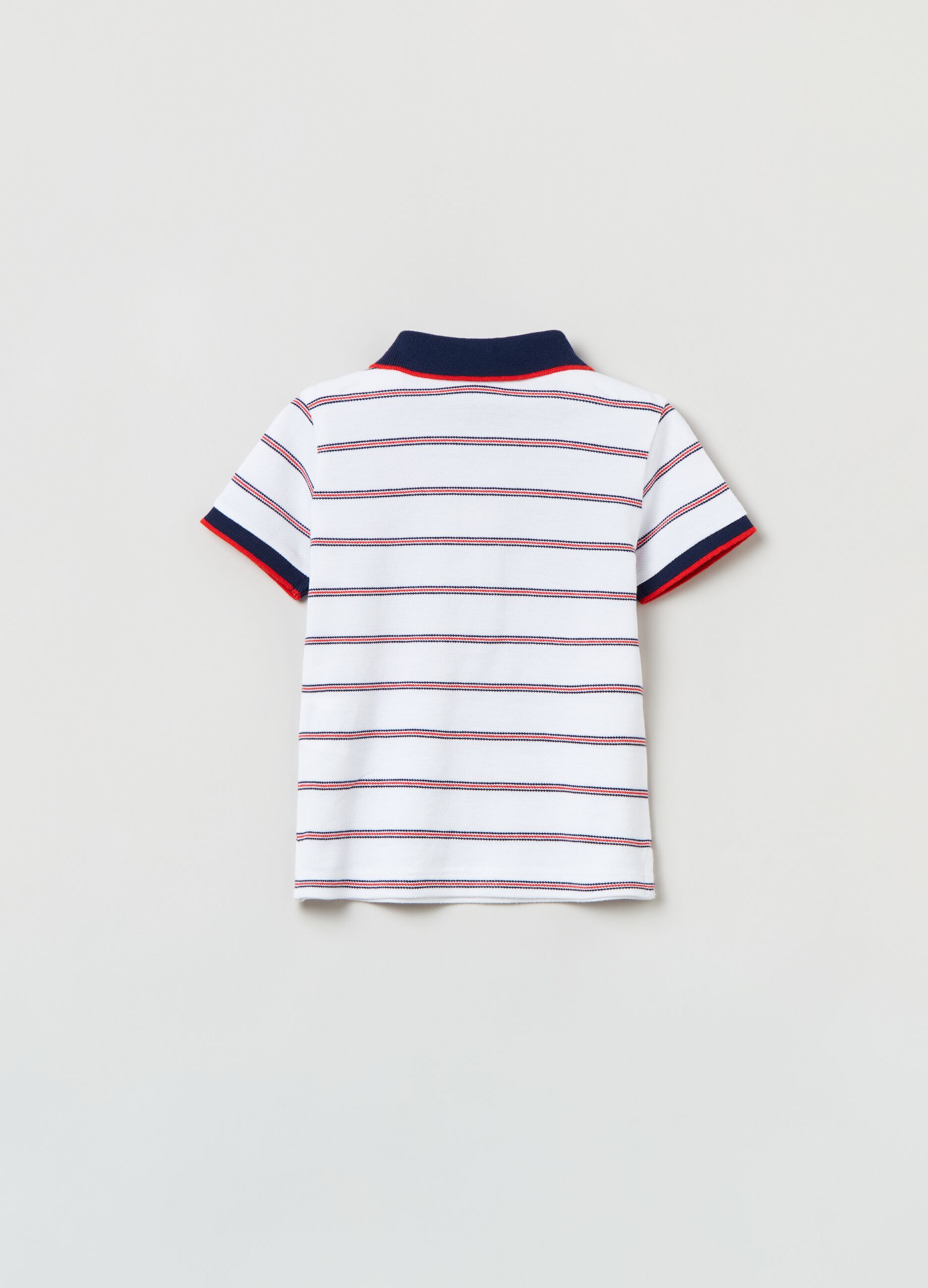 Polo shirt in cotton with stripes print.