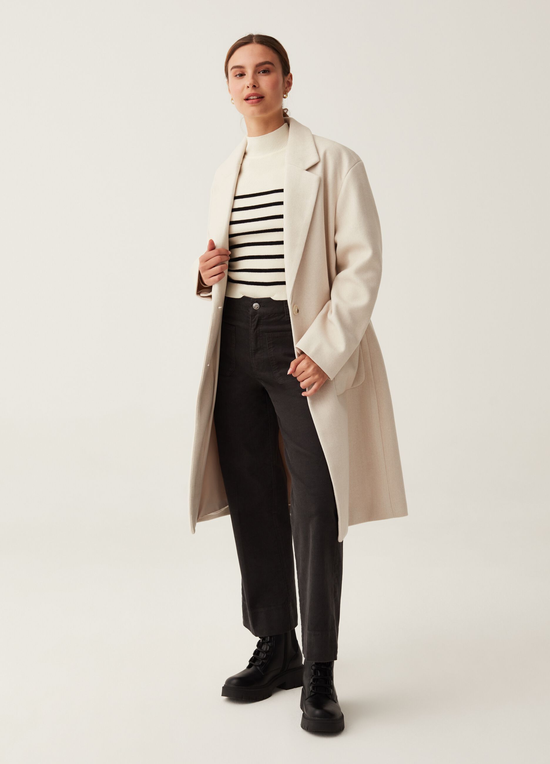 Pantaloni cropped flare fit in corduroy_0