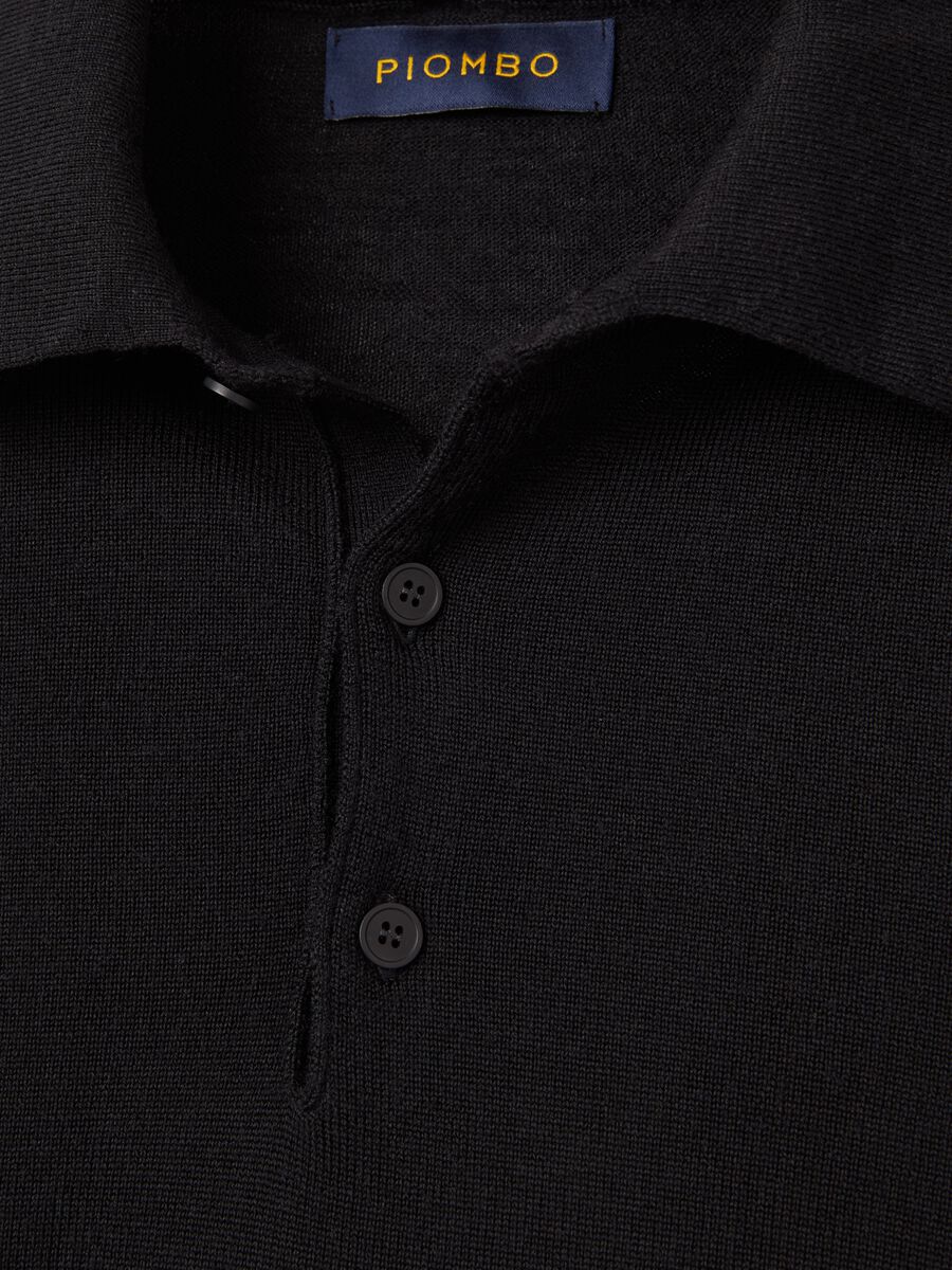 Merino wool top with polo neck_5