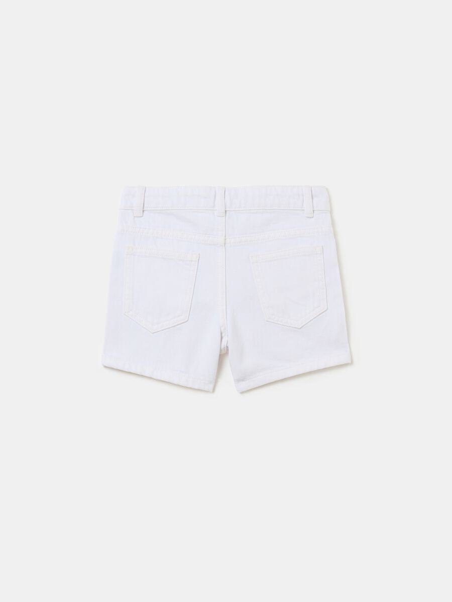 Shorts in cotone con ricamo floreale_5