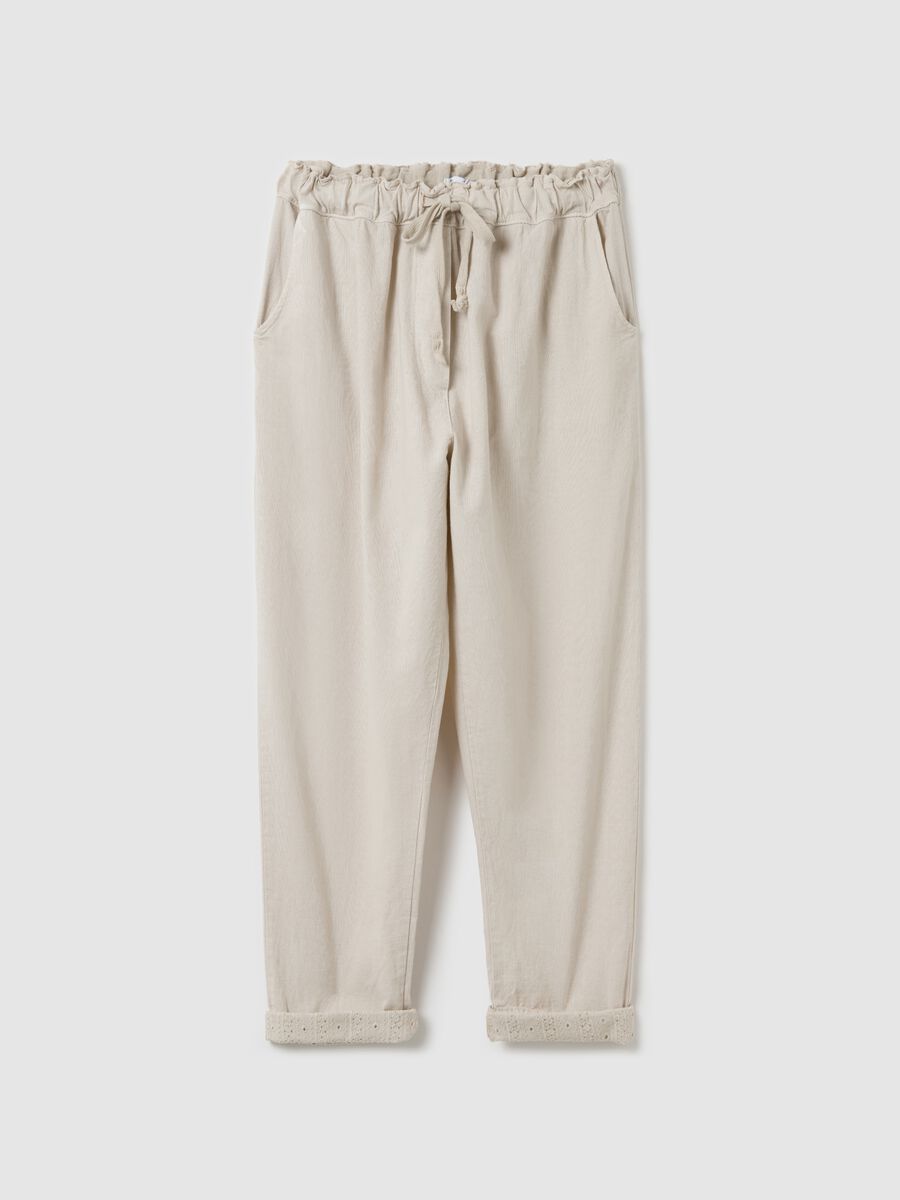 Beige trousers with drawstring and broderie anglaise details_4