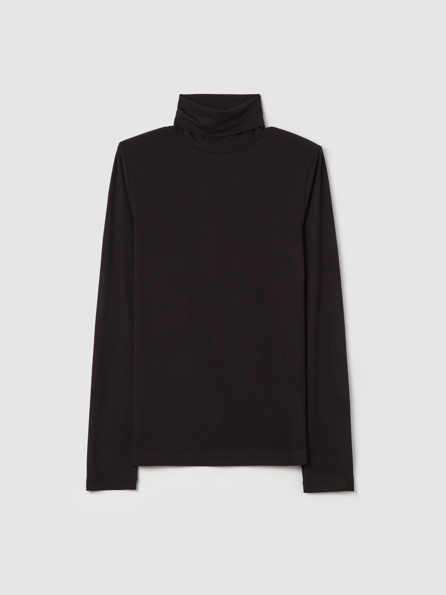 Long-sleeved T-shirt with high neck_4