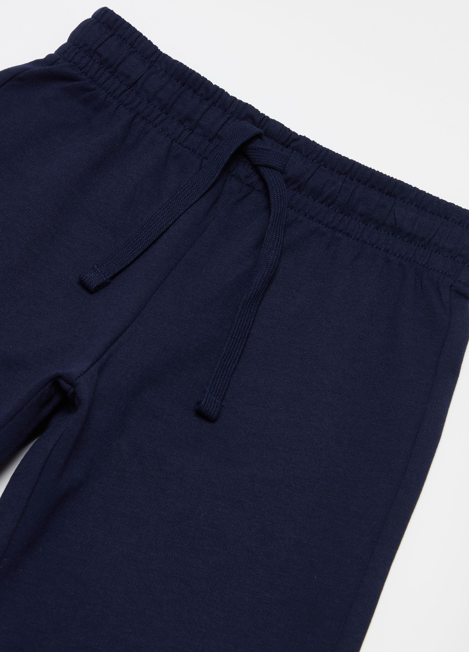 Fleece Bermuda shorts with drawstring