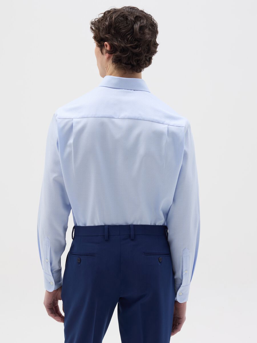 Regular-fit no-iron shirt with micro pattern_3