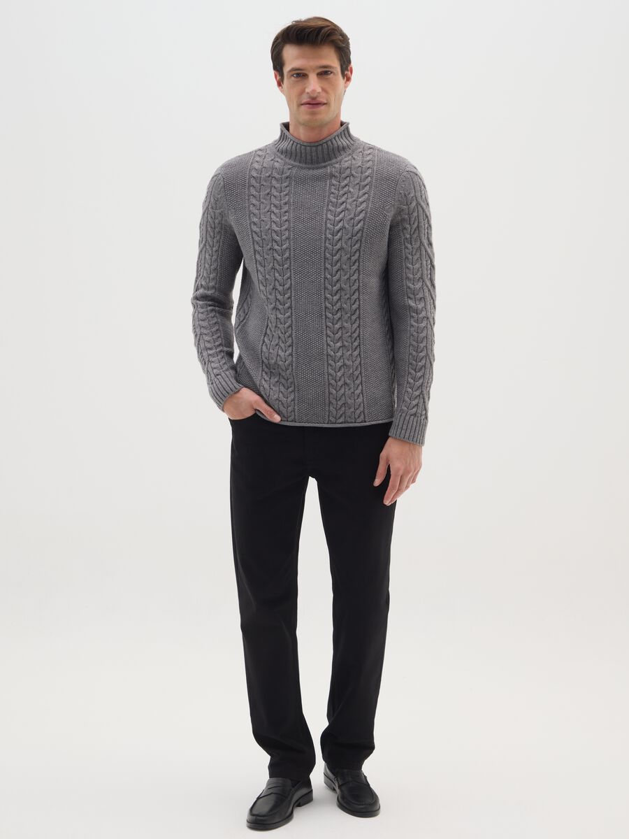 Grey Regular Fit Knitted Pullover_1