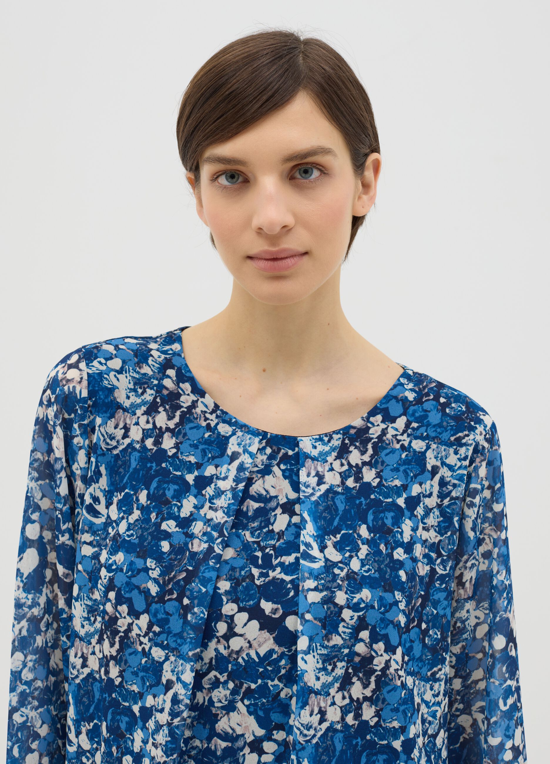 Blue blouse with print